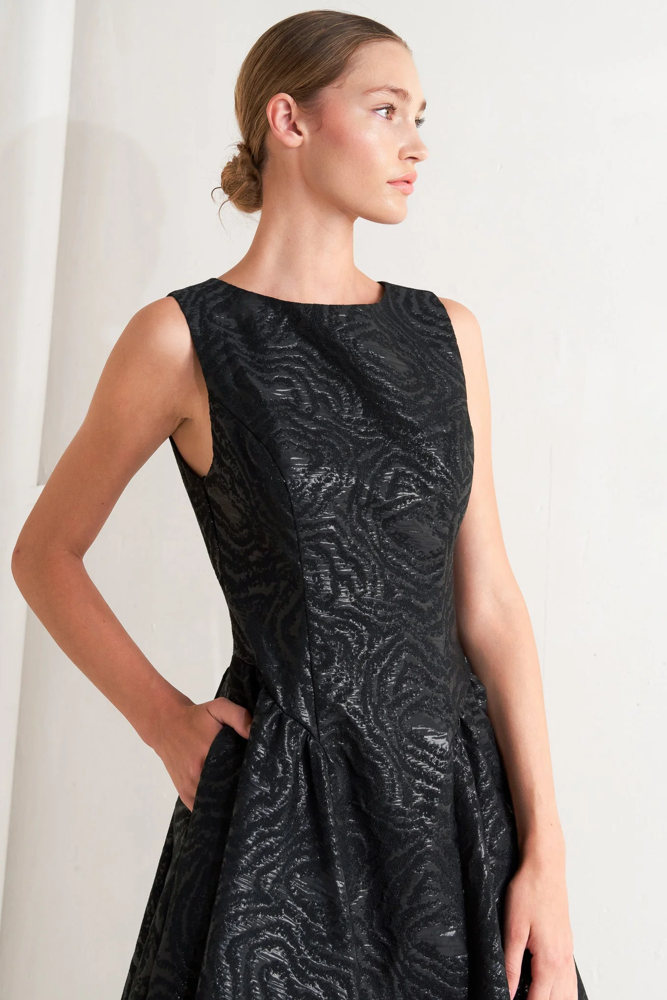 TEXTURED BLACK MIDI DRESS WITH OPEN BACK - FINAL SALE - Image 5