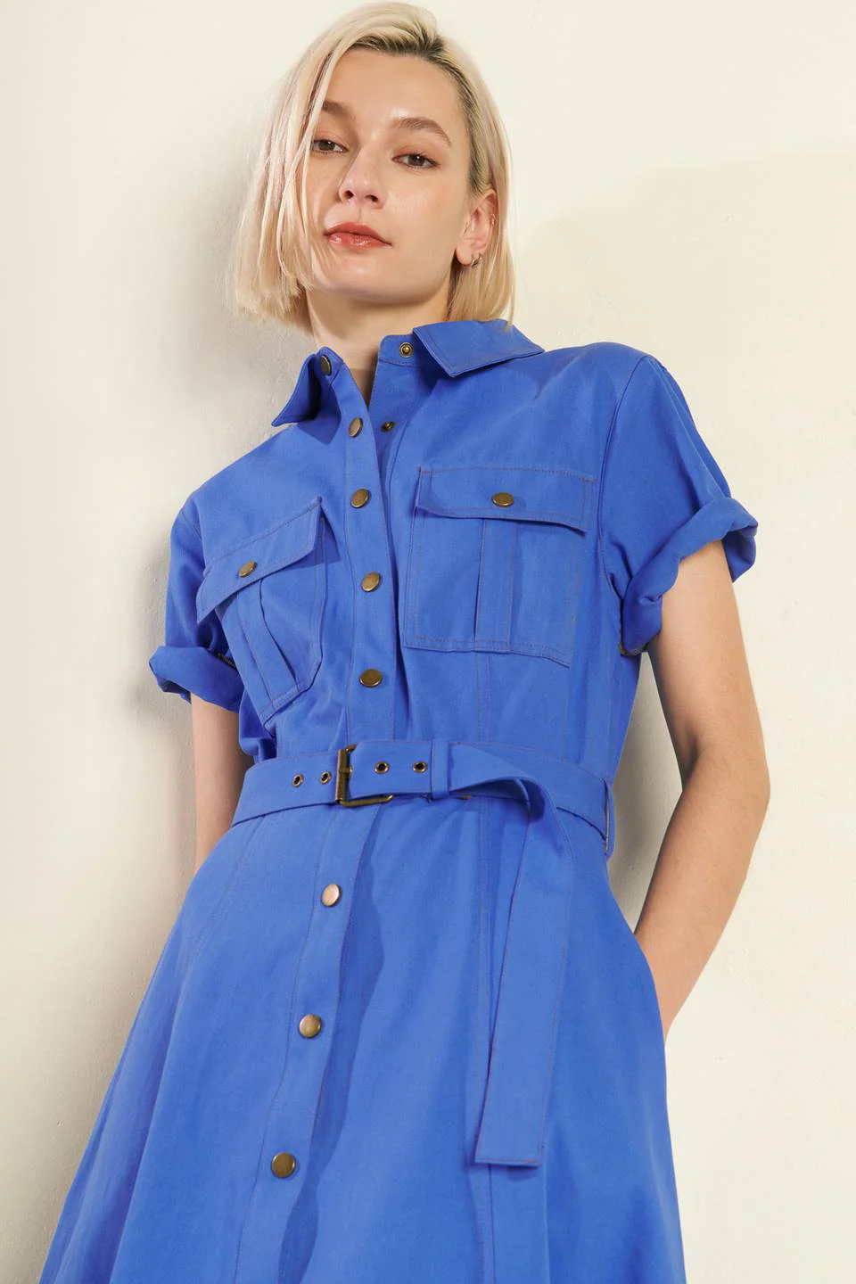 THE ESSENTIAL SHIRT DRESS - BLUE - Image 4