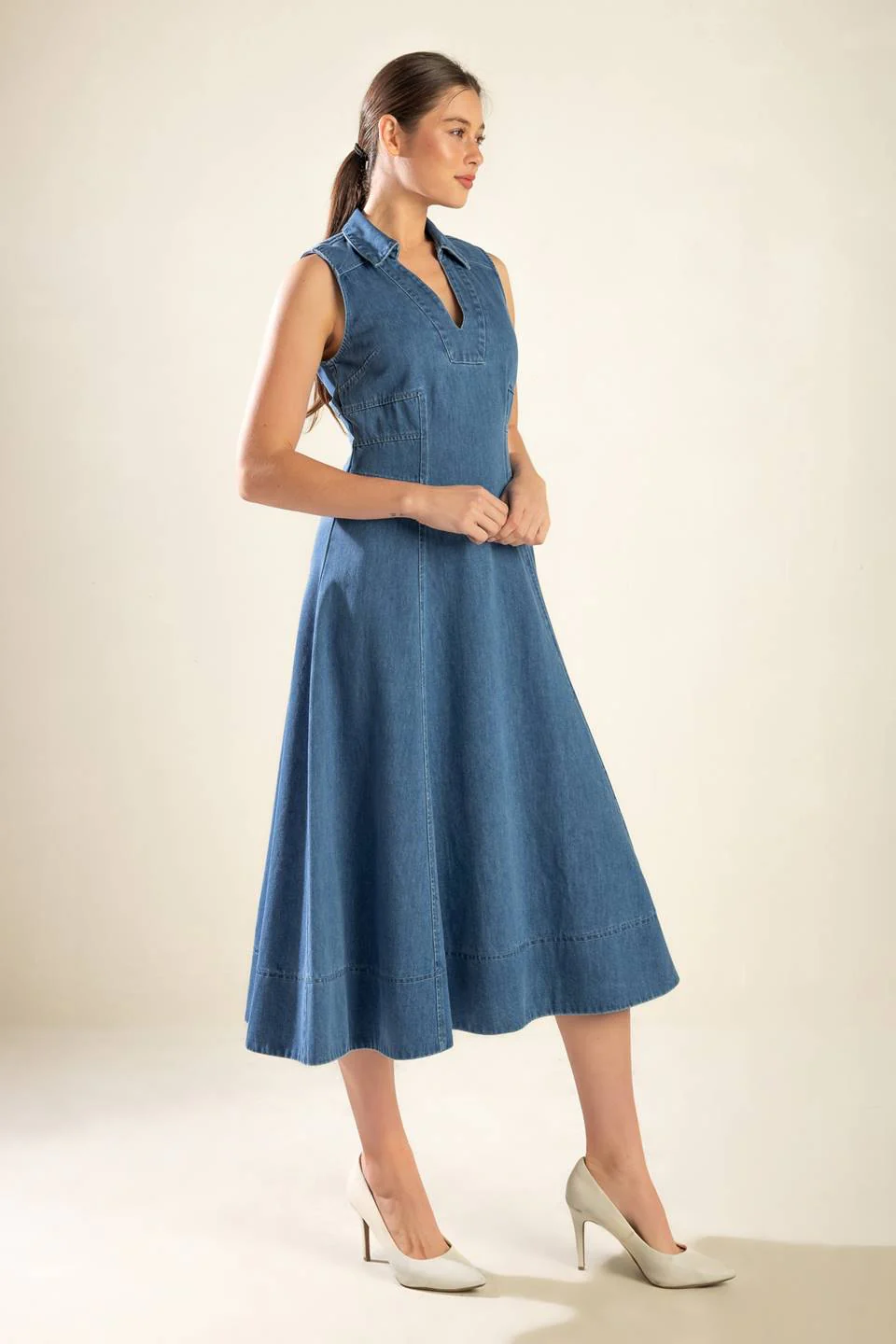 THE GENEVIEVE DENIM MIDI DRESS - Image 4