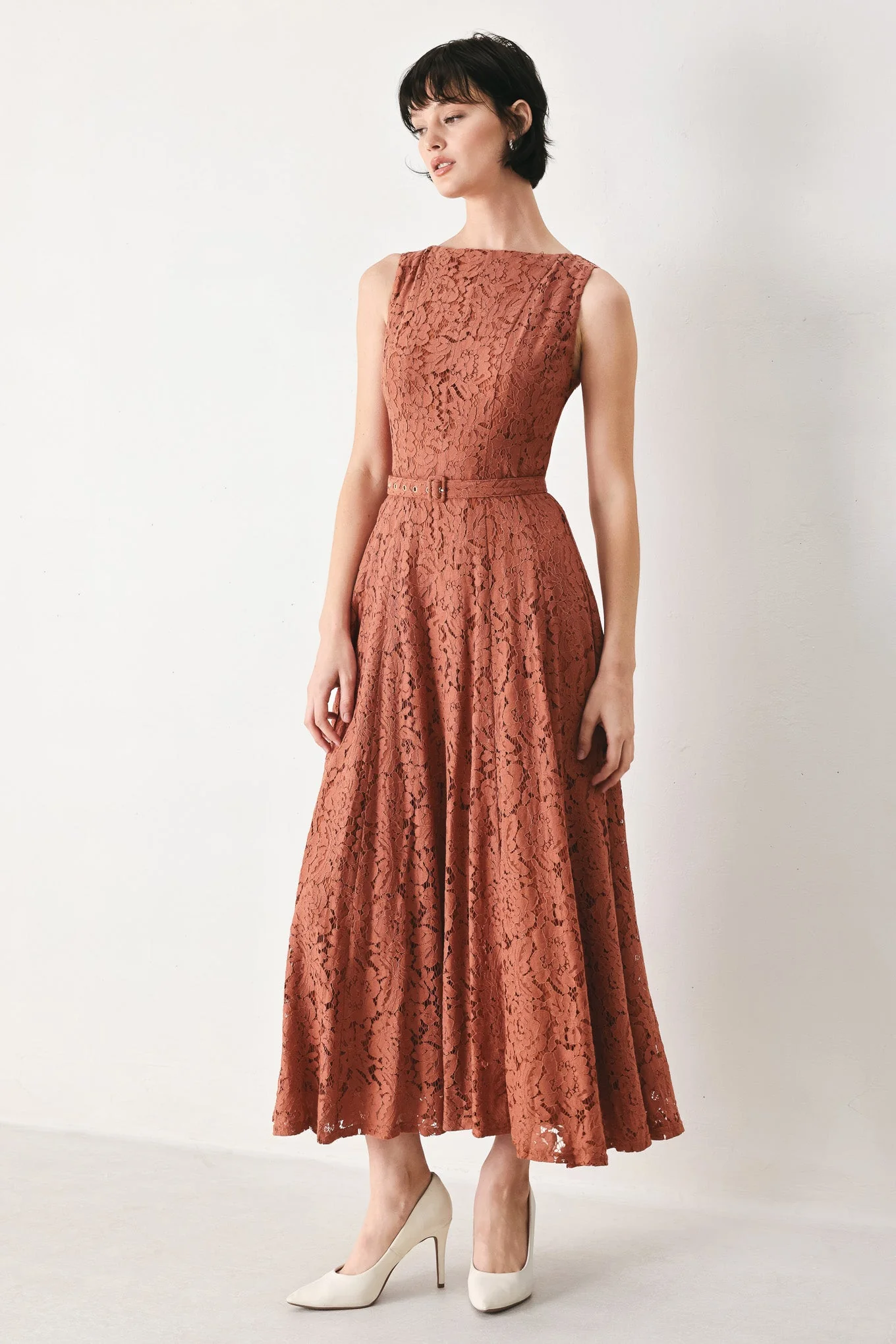 TRUE ROMANCE RUST LACE MIDI DRESS - Image 4