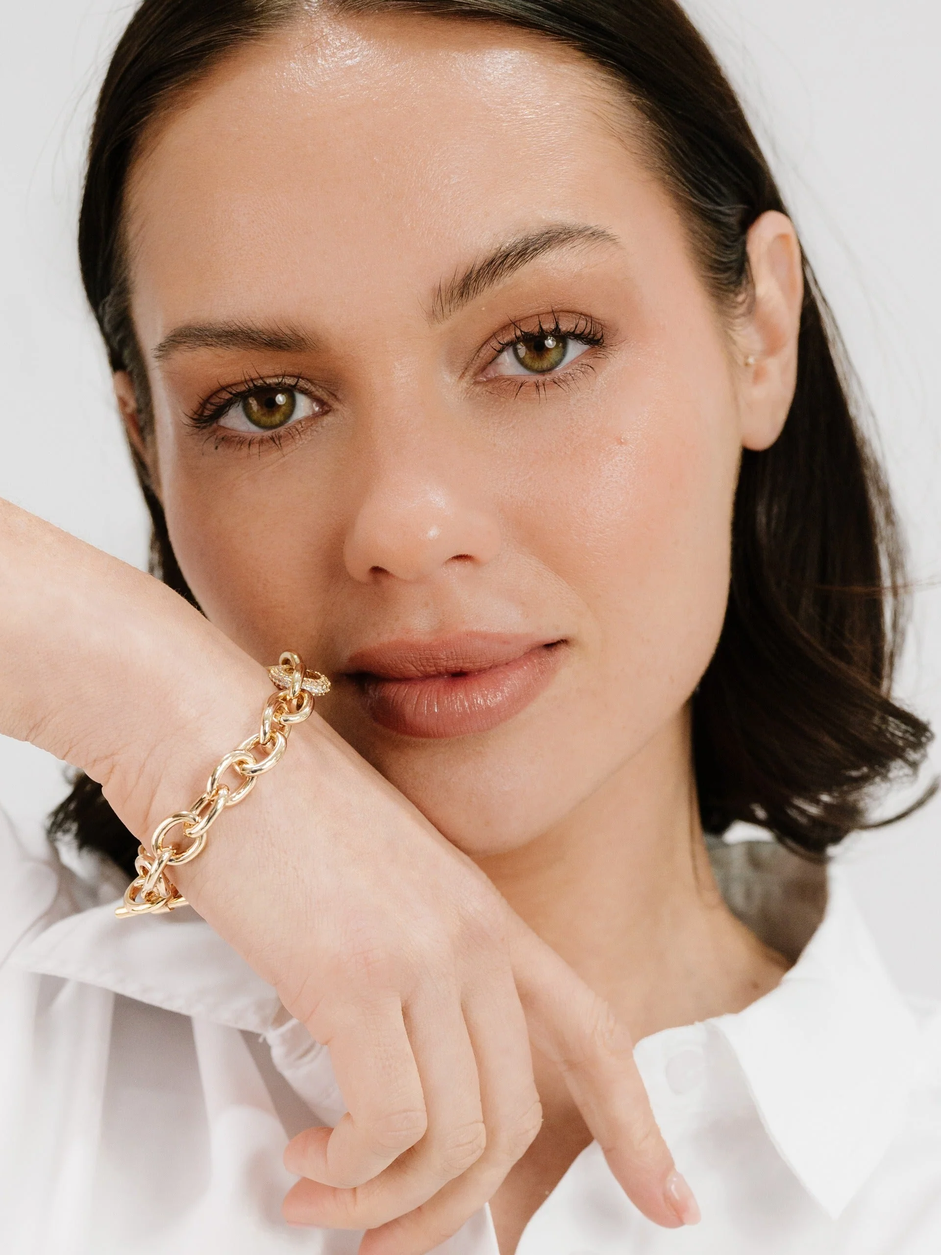 True to You Chain Bracelet - Image 4