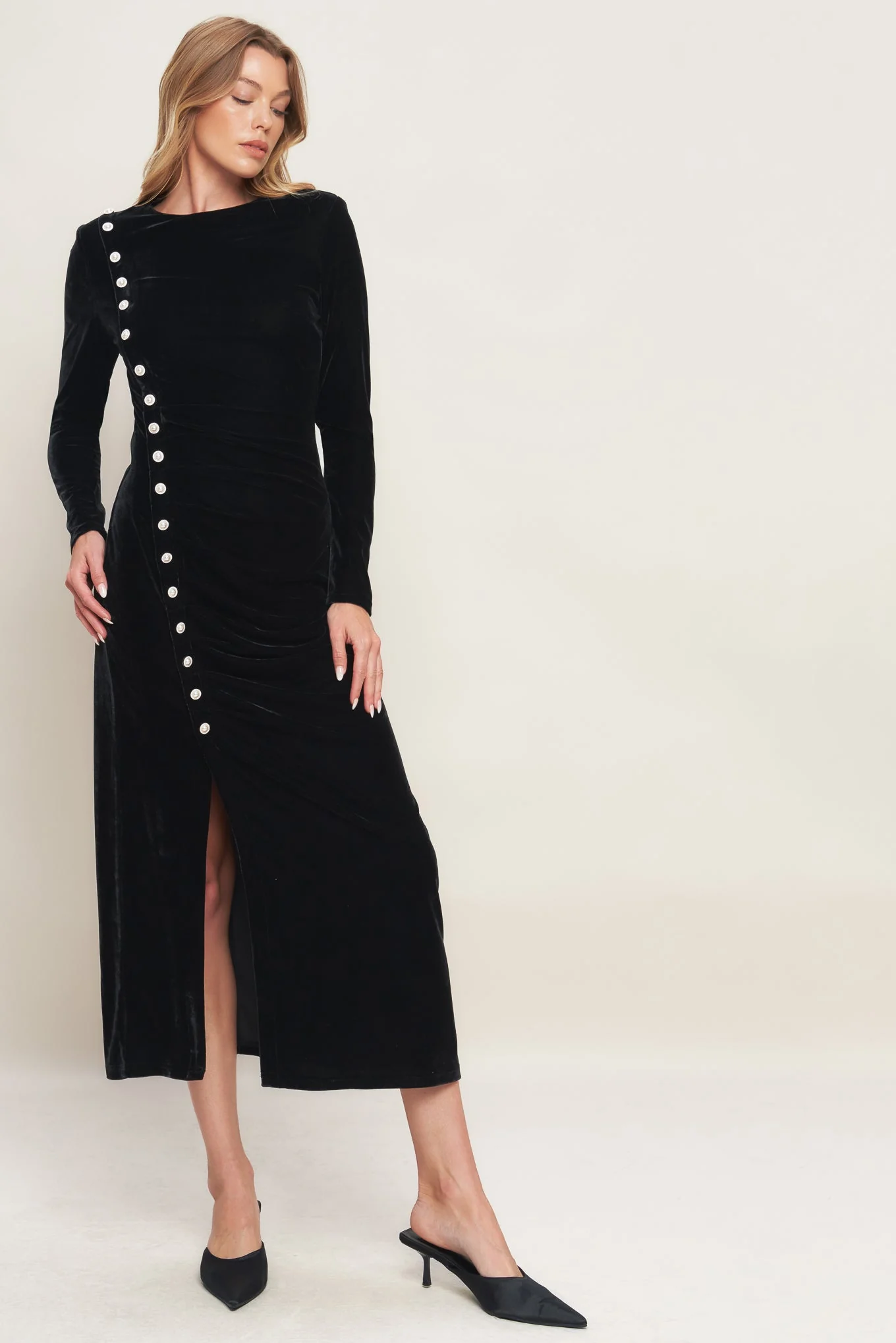 URBAN EMPRESS VELVET MIDI DRESS - Image 5