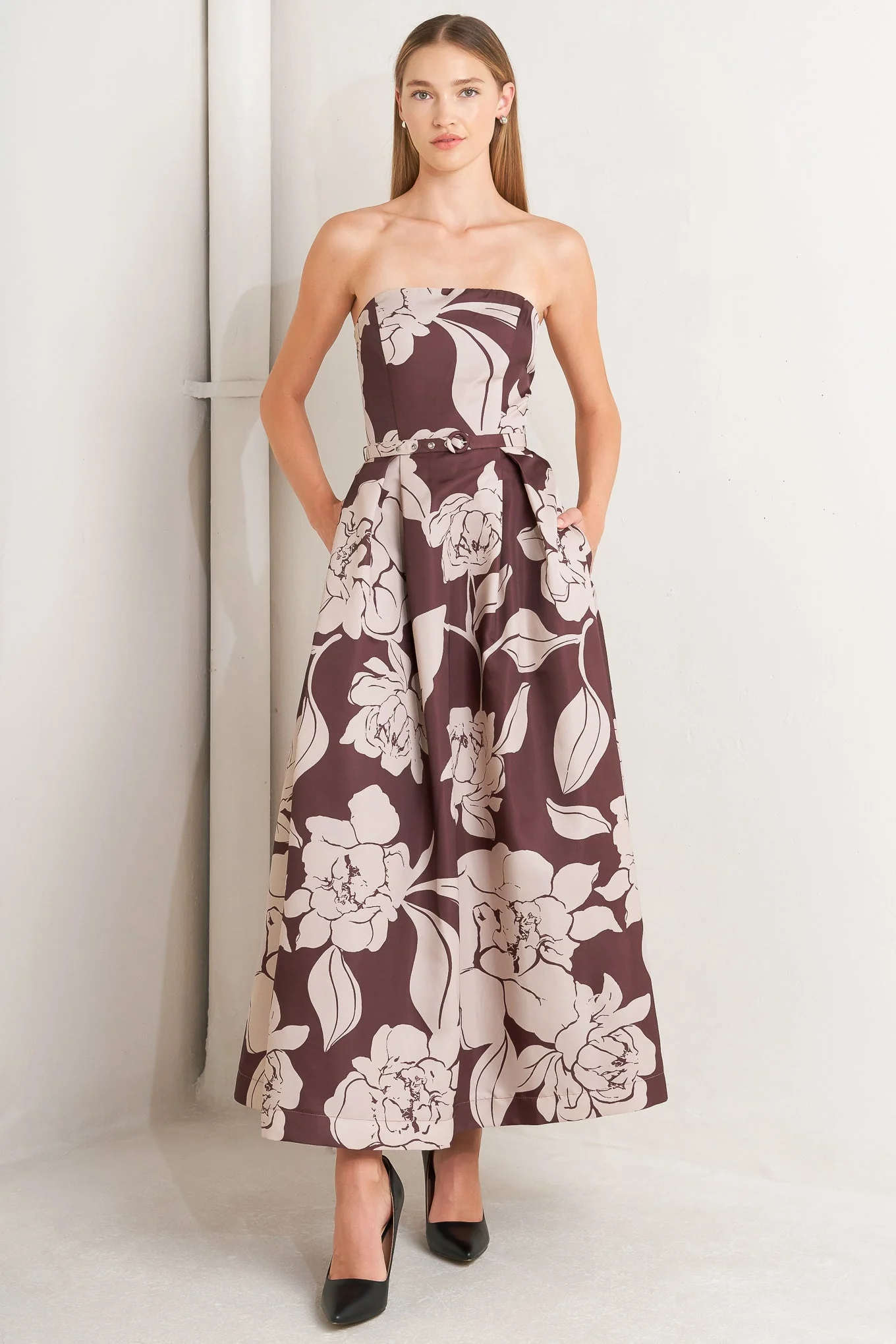 VINTAGE BLOOM STRAPLESS BURGUNDY MIDI DRESS - Image 4