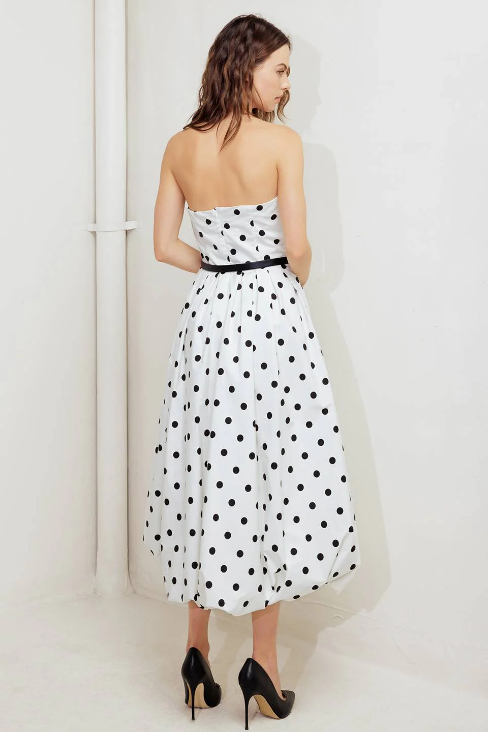 WHITE & BLACK POLKA DOT BUBBLE HEM MIDI DRESS - Image 2