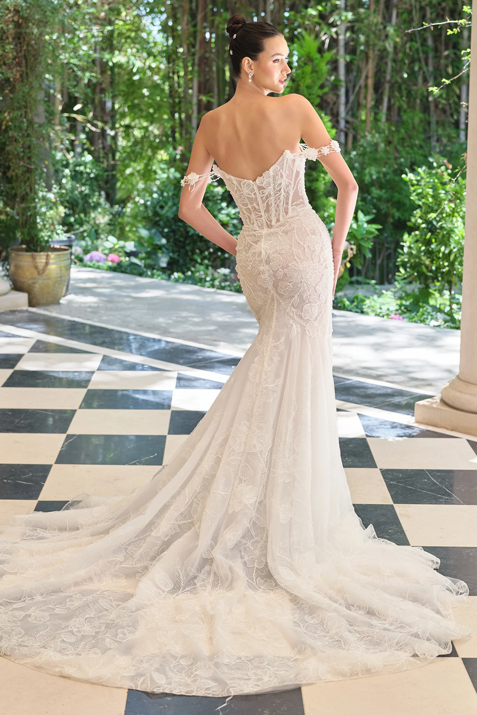 WL099 - Lilith Lace Mermaid Gown - Andrea & Leo - Image 5