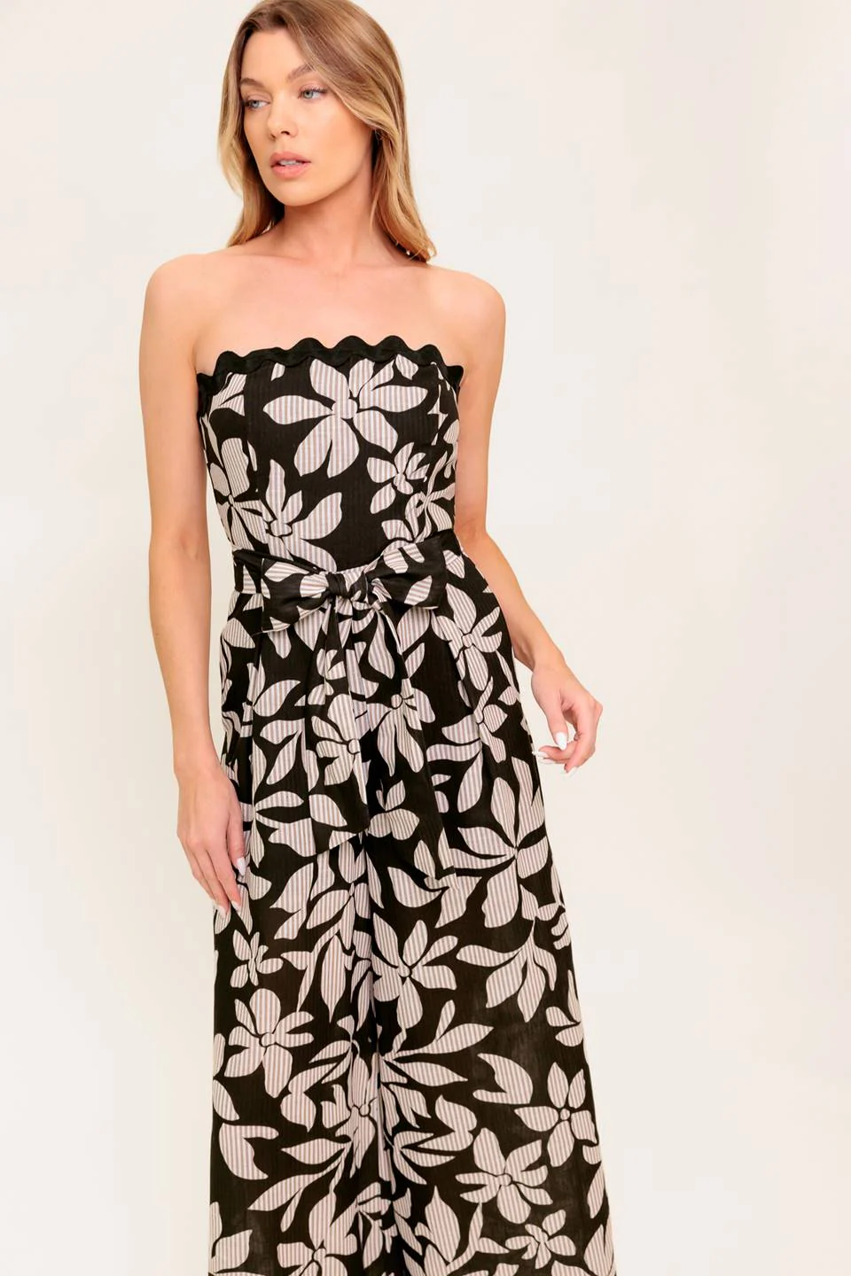 ZARIA STRAPLESS JUMPSUIT - BLACK - Image 6